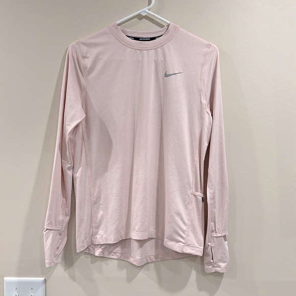 🔥Nike running Long Sleeve Athletic Tee🔥 - Picture 1 of 7